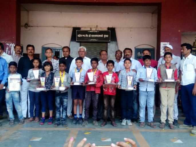 Navodaya Vidyalaya examinations Malegaon; 500 students took part in the participation | मालेगाव येथे नवोदय विद्यालय परिक्षेची रंगीत तालीम; ५०० विद्यार्थ्यांनी घेतला सहभाग Navodaya Vidyalaya examinations Malegaon; 500 students took part in the participation | मालेगाव येथे नवोदय विद्यालय परिक्षेची रंगीत तालीम; ५०० विद्यार्थ्यांनी घेतला सहभाग