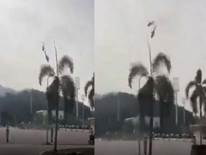Two military helicopters collided into each other in midair in Lumut, Malaysia10 killed | Video: मलेशियामध्ये २ लष्करी हेलिकॉप्टरची आकाशात टक्कर, १० जण ठार Two military helicopters collided into each other in midair in Lumut, Malaysia10 killed | Video: मलेशियामध्ये २ लष्करी हेलिकॉप्टरची आकाशात टक्कर, १० जण ठार