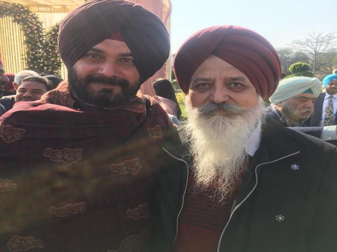 Kashmir is a separate country, occupied by India and Pakistan; Controversial statements by Navjot Singh Sidhu's advisor malvinder singh | काश्मीर वेगळा देश, भारत-पाकनं त्यावर कब्जा केला; नवज्योत सिंग सिद्धूंच्या सल्लागाराचं वादग्रस्त वक्तव्यं Kashmir is a separate country, occupied by India and Pakistan; Controversial statements by Navjot Singh Sidhu's advisor malvinder singh | काश्मीर वेगळा देश, भारत-पाकनं त्यावर कब्जा केला; नवज्योत सिंग सिद्धूंच्या सल्लागाराचं वादग्रस्त वक्तव्यं