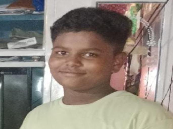 Accidental death of students returning from scholarship examination in malkapur kolhapur district | Kolhapur: ट्रॅक्टरमधून उडी घेताना दप्तर अडकून खाली पडला, परीक्षेहून परतताना विद्यार्थी जागीच ठार झाला Accidental death of students returning from scholarship examination in malkapur kolhapur district | Kolhapur: ट्रॅक्टरमधून उडी घेताना दप्तर अडकून खाली पडला, परीक्षेहून परतताना विद्यार्थी जागीच ठार झाला