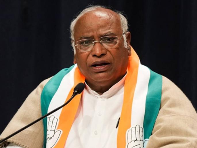 Congress will continue to take tough decisions even if it is responsible for the election results: Mallikarjun Kharge | निवडणूक निकालांसाठी जबाबदार असाल, काँग्रेस यापुढेही कठोर निर्णय घेत राहणार: मल्लिकार्जुन खरगे Congress will continue to take tough decisions even if it is responsible for the election results: Mallikarjun Kharge | निवडणूक निकालांसाठी जबाबदार असाल, काँग्रेस यापुढेही कठोर निर्णय घेत राहणार: मल्लिकार्जुन खरगे