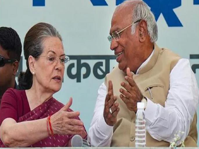 congress appoints party observer for rajasthan madhya pradesh chhattisgarh telangana and mizoram | काँग्रेसकडून ५ राज्यांसाठी पक्ष निरीक्षक नियुक्त; रणदीप सुरजेवालांकडे मध्य प्रदेश तर मधुसूदन मिस्त्रींकडे राजस्थानची जबाबदारी