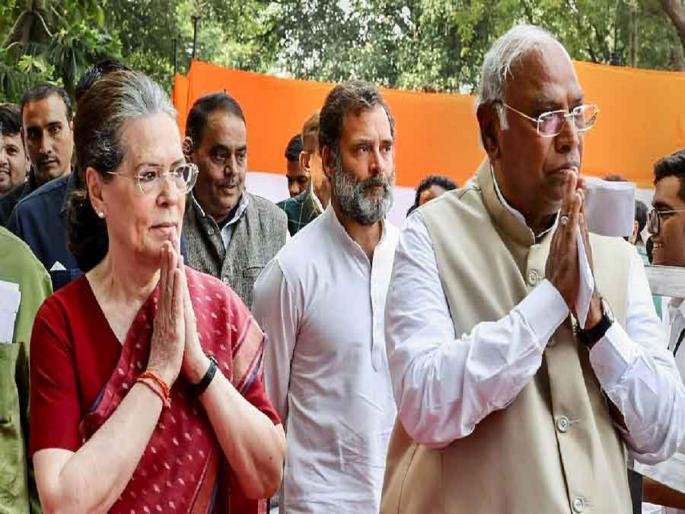 Mission 2024; Mallikarjun Kharge formed a new team; Inclusion of 39 leaders in the CWC | मिशन 2024; मल्लिकार्जुन खर्गेंनी तयार केली नवी टीम; 39 नेत्यांचा कार्यकारिणीत समावेश Mission 2024; Mallikarjun Kharge formed a new team; Inclusion of 39 leaders in the CWC | मिशन 2024; मल्लिकार्जुन खर्गेंनी तयार केली नवी टीम; 39 नेत्यांचा कार्यकारिणीत समावेश