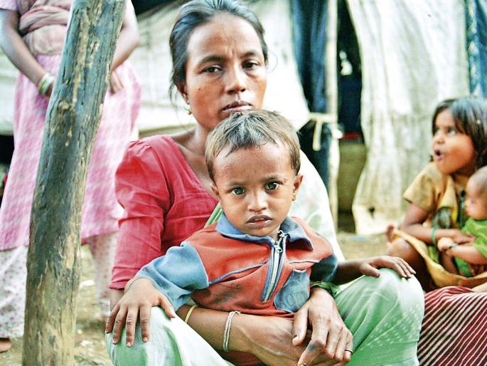 Air unique ID for migrant children; Besides the administration, there is a need to give responsibilities to sugar factories | स्थलांतरित मुलांसाठी हवा युनिक आयडी; प्रशासनाबरोबरच साखर कारखान्यांवरही जबाबदारी देण्याची गरज Air unique ID for migrant children; Besides the administration, there is a need to give responsibilities to sugar factories | स्थलांतरित मुलांसाठी हवा युनिक आयडी; प्रशासनाबरोबरच साखर कारखान्यांवरही जबाबदारी देण्याची गरज