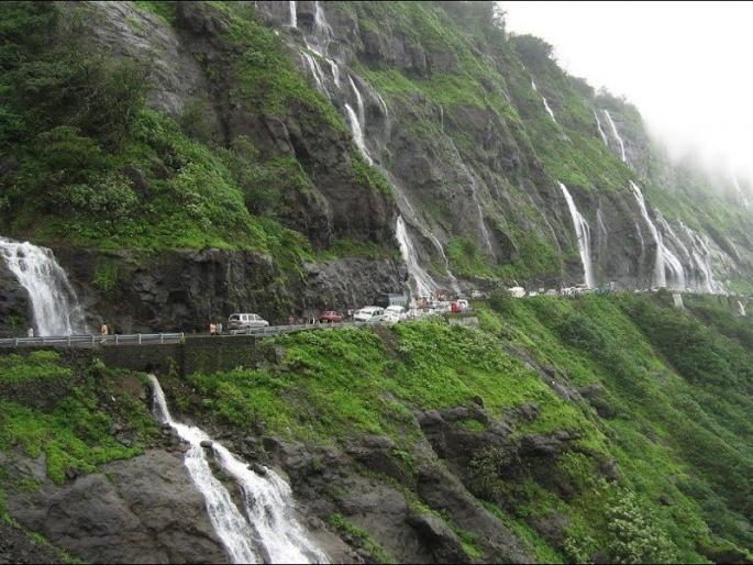 15 trekkers stuck in Malshej Ghat Fourteen happy one tragic death | माळशेज घाटात अडकले १५ ट्रेकर्स; चौदा सुखरूप, एकाचा दुर्दैवी मृत्यू 15 trekkers stuck in Malshej Ghat Fourteen happy one tragic death | माळशेज घाटात अडकले १५ ट्रेकर्स; चौदा सुखरूप, एकाचा दुर्दैवी मृत्यू