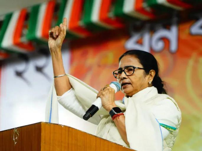 Mamata Banerjee: Burst in 'INDIA Opposition Alliance'? After Mamata's announcement of Ekla Chalo, the Congress reacted cautiously, appealing that it was done | ‘इंडिया’ला पहिला तडा? ममतांच्या स्वबळाच्या घोषणेनंतर काँग्रेसची सावध प्रतिक्रिया, केलं असं आवाहन Mamata Banerjee: Burst in 'INDIA Opposition Alliance'? After Mamata's announcement of Ekla Chalo, the Congress reacted cautiously, appealing that it was done | ‘इंडिया’ला पहिला तडा? ममतांच्या स्वबळाच्या घोषणेनंतर काँग्रेसची सावध प्रतिक्रिया, केलं असं आवाहन