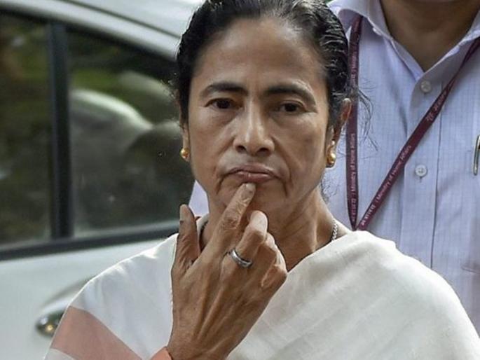 west bengal after poor performance in lok sabha election cm mamta banerjee looking for traitors | पश्चिम बंगालमधील खराब कामगिरीनंतर ममता बॅनर्जी दगाबाज नेत्यांच्या शोधात west bengal after poor performance in lok sabha election cm mamta banerjee looking for traitors | पश्चिम बंगालमधील खराब कामगिरीनंतर ममता बॅनर्जी दगाबाज नेत्यांच्या शोधात
