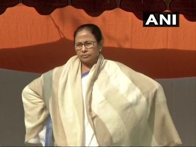 who is rajeev kumar kolkata police commissioner west bengal cm mamata banerjee sit on dharna against cbi raid | कोण आहेत 'ते' अधिकारी, का पुकारलंय ममता बॅनर्जींनी त्यांच्यासाठी धरणे आंदोलन
