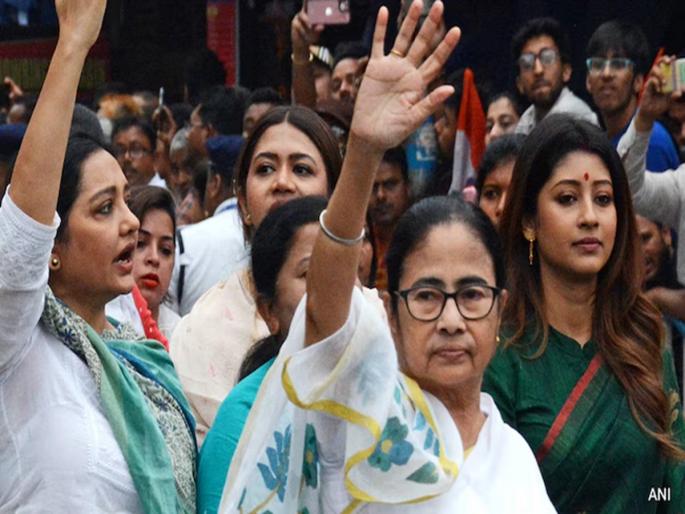mamata banerjee started trend of scheme to provide financial assistance to womens in 2021, delhi becomes 10th state | ममतांनी महिलांना आर्थिक मदत करण्याच्या योजनेचा ट्रेंड सुरू केला होता, आता दिल्ली बनलं १० वं राज्य!