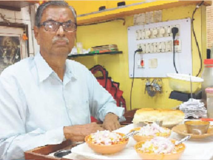 mamledar misal owner laxman murdeshwar passed away | सुप्रसिद्ध 'मामलेदार मिसळ'चे सर्वेसर्वा लक्ष्मण मुर्डेश्वर यांचे निधन mamledar misal owner laxman murdeshwar passed away | सुप्रसिद्ध 'मामलेदार मिसळ'चे सर्वेसर्वा लक्ष्मण मुर्डेश्वर यांचे निधन