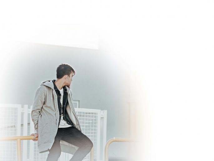 Payal Tadvi suicide case: Say NO to ragging. be bold. | ज्युनिअर डॉक्टर म्हणजे गुलाम? - हे कुणी ठरवलं? Payal Tadvi suicide case: Say NO to ragging. be bold. | ज्युनिअर डॉक्टर म्हणजे गुलाम? - हे कुणी ठरवलं?