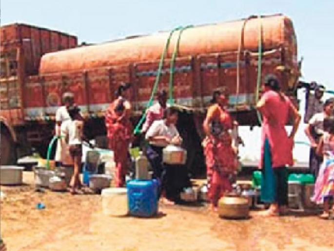 Water supply by tanker for 10 villages and 56 hamlets in Man taluka of Satara district | सातारा जिल्ह्यात काही भागात अजूनही पावसाची ओढ; माणची तहान टॅंकरवर !  Water supply by tanker for 10 villages and 56 hamlets in Man taluka of Satara district | सातारा जिल्ह्यात काही भागात अजूनही पावसाची ओढ; माणची तहान टॅंकरवर !