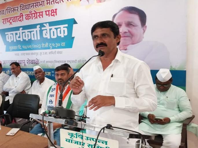 Will fight from Ambegaon if Sharad Pawar orders; Clues from Devdutt Nikam | शरद पवारांनी आदेश दिल्यास आंबेगावमधून लढणार; देवदत्त निकम यांचे संकेत Will fight from Ambegaon if Sharad Pawar orders; Clues from Devdutt Nikam | शरद पवारांनी आदेश दिल्यास आंबेगावमधून लढणार; देवदत्त निकम यांचे संकेत