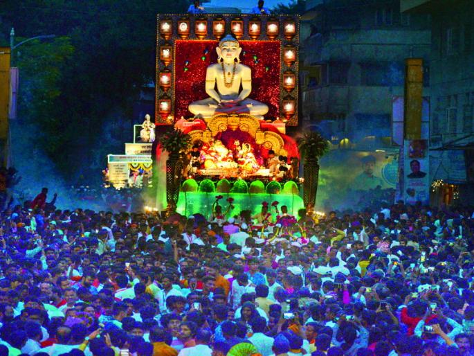 no other Political parties appear without bjp in Ganeshotsav : Leaders, activists disappear | गणेशोत्सवात भाजपा वगळता इतर राजकीय पक्षांचा अनुत्साह : नेते, कार्यकर्ते गायब  no other Political parties appear without bjp in Ganeshotsav : Leaders, activists disappear | गणेशोत्सवात भाजपा वगळता इतर राजकीय पक्षांचा अनुत्साह : नेते, कार्यकर्ते गायब