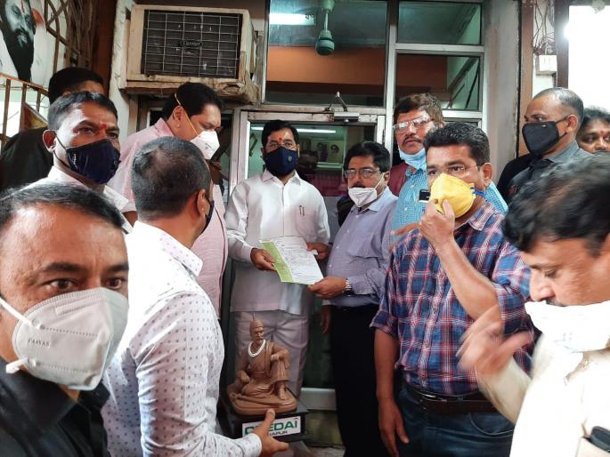 Approve the draft of Unified Biology | युनिफाईड बायलॉज'च्या मसुद्याला मंजुरी देणार -एकनाथ शिंदे