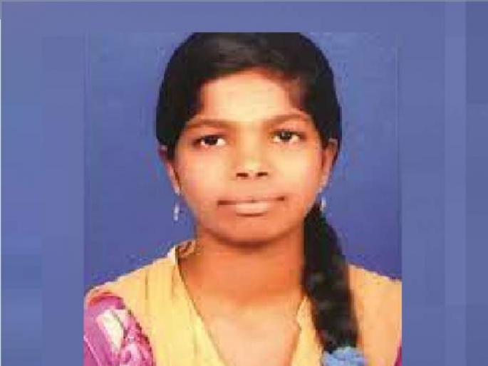 Bhagyashree Mane, a college girl in Satara district was a victim of the lure of secret money | सातारा: गुप्तधनाच्या अमिषापोटीच भाग्यश्रीचा बळी; आजीने धरले पाय, अन् मांत्रिकाने चिरला गळा Bhagyashree Mane, a college girl in Satara district was a victim of the lure of secret money | सातारा: गुप्तधनाच्या अमिषापोटीच भाग्यश्रीचा बळी; आजीने धरले पाय, अन् मांत्रिकाने चिरला गळा