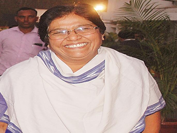 Namantar Andolan: People announces 'Namantar must done' in all family program also: Mangal Khinshara | Namantar Andolan : लग्नकार्य, नामकरण विधीतही घोषणा दिल्या जायच्या ‘नामांतर झालेच पाहिजे’ : मंगल खिंवसरा Namantar Andolan: People announces 'Namantar must done' in all family program also: Mangal Khinshara | Namantar Andolan : लग्नकार्य, नामकरण विधीतही घोषणा दिल्या जायच्या ‘नामांतर झालेच पाहिजे’ : मंगल खिंवसरा