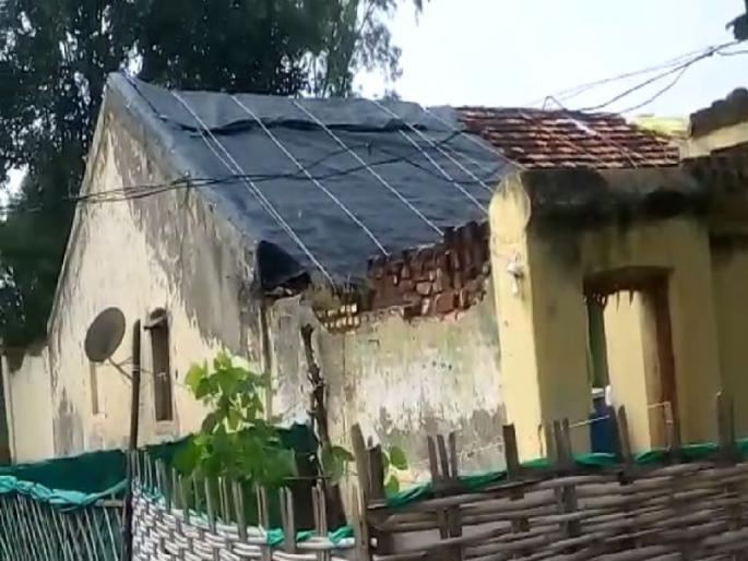 Police resident's dilemmas, family needs to face difficulties | पोलीस निवासस्थानांची दुरवस्था, कुटुंबीयांना करावा लागतो अडचणींचा सामना Police resident's dilemmas, family needs to face difficulties | पोलीस निवासस्थानांची दुरवस्था, कुटुंबीयांना करावा लागतो अडचणींचा सामना