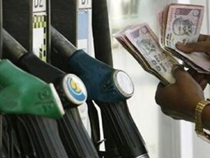 The deposit at the petrol pump was not paid, the manager charged the owner with a sum of eight lakhs in kolhapur | Kolhapur: पेट्रोल पंपावरील जमा रक्कम दिलीच नाही, मॅनेजरने मालकाला घातला आठ लाखांचा गंडा The deposit at the petrol pump was not paid, the manager charged the owner with a sum of eight lakhs in kolhapur | Kolhapur: पेट्रोल पंपावरील जमा रक्कम दिलीच नाही, मॅनेजरने मालकाला घातला आठ लाखांचा गंडा