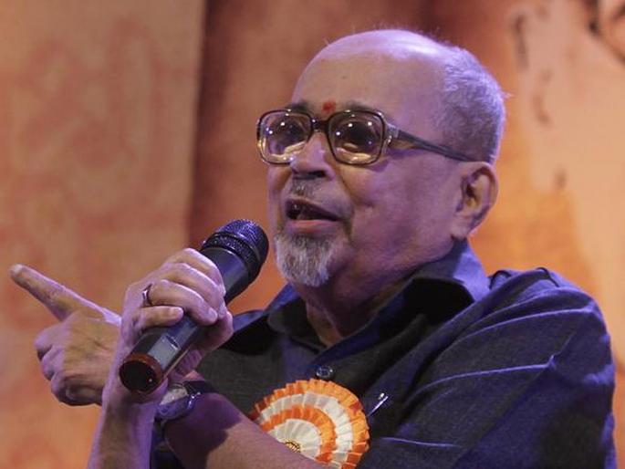 work of mangesh pandgaonkars memorial not started yet | पाडगावकर यांचे स्मारक ‘कागदावरच’ work of mangesh pandgaonkars memorial not started yet | पाडगावकर यांचे स्मारक ‘कागदावरच’