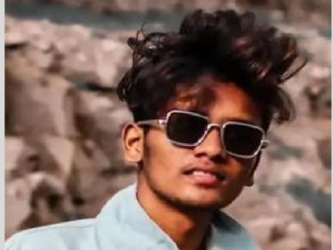 One died in an accident after hitting a divider in kolhapur | Kolhapur: मित्राला आणायला गेला, अन् अपघातात मृत्यू झाला; महामार्गावरील दुभाजकाला मोटारसायकलची धडक One died in an accident after hitting a divider in kolhapur | Kolhapur: मित्राला आणायला गेला, अन् अपघातात मृत्यू झाला; महामार्गावरील दुभाजकाला मोटारसायकलची धडक