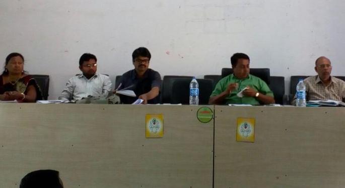 Mangarulipir: Upload photos of toilets constructed in taluka upto January 26; Directives to Gram Sevaks given by Deputy Chief Executive Officer | मंगरुळपीर : उभारण्यात आलेल्या शौचालयांचे फोटो २६ जानेवारीपर्यंत अपलोड करा - उपमुख्य कार्यकारी अधिकारी Mangarulipir: Upload photos of toilets constructed in taluka upto January 26; Directives to Gram Sevaks given by Deputy Chief Executive Officer | मंगरुळपीर : उभारण्यात आलेल्या शौचालयांचे फोटो २६ जानेवारीपर्यंत अपलोड करा - उपमुख्य कार्यकारी अधिकारी