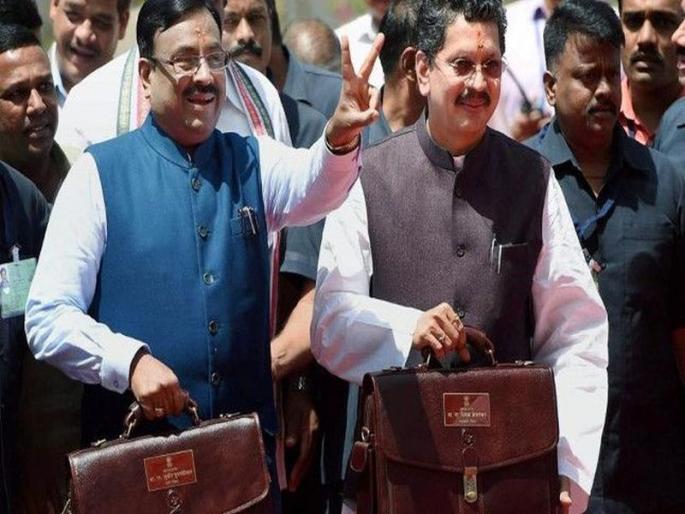 Maharashtra Budget 2018: The budget of Devendra Sarkar with one click | Maharashtra Budget 2018: देवेंद्र सरकारचा अर्थसंकल्प एका क्लिकवर Maharashtra Budget 2018: The budget of Devendra Sarkar with one click | Maharashtra Budget 2018: देवेंद्र सरकारचा अर्थसंकल्प एका क्लिकवर