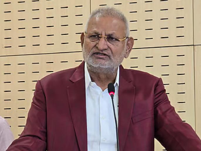 Editorial: What about the government's image? A tarnished image and the inevitability of power | संपादकीय : सरकारच्या प्रतिमेचे काय? डागाळलेली प्रतिमा अन् सत्तेची अपरिहार्यता Editorial: What about the government's image? A tarnished image and the inevitability of power | संपादकीय : सरकारच्या प्रतिमेचे काय? डागाळलेली प्रतिमा अन् सत्तेची अपरिहार्यता