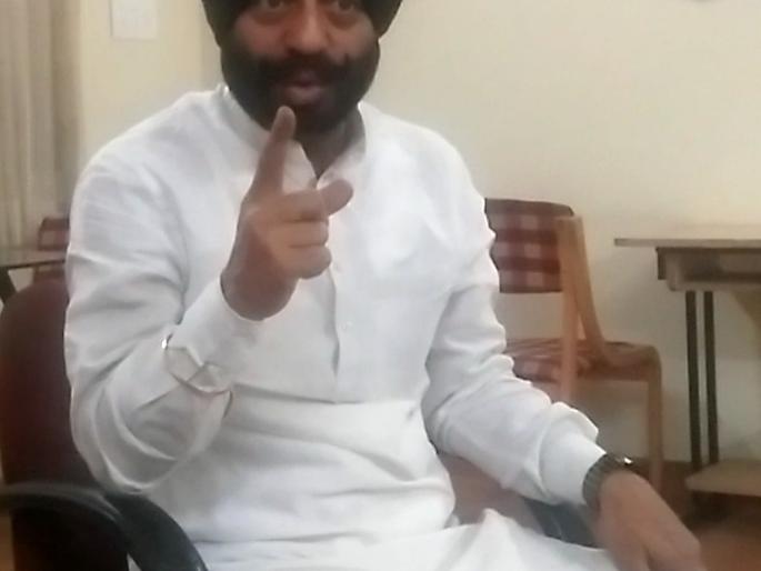 Humiliation of great men of Koregaon-Bhima riots - Maninder Singh Bitta | कोरेगाव-भीमाच्या दंगलीने महापुरुषांचा अपमान - मनिंदरसिंग बिट्टा