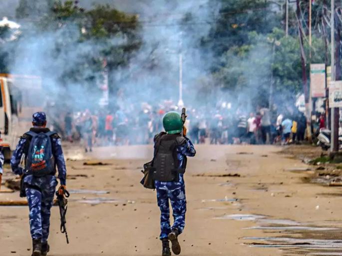 Manipur violence: Four including father-son shot dead; filling Wate the house... | मणिपूर हिंसाचार: पिता-पुत्रासह चौघांची गोळ्या झाडून हत्या; घरी पाणी भरत होते... Manipur violence: Four including father-son shot dead; filling Wate the house... | मणिपूर हिंसाचार: पिता-पुत्रासह चौघांची गोळ्या झाडून हत्या; घरी पाणी भरत होते...