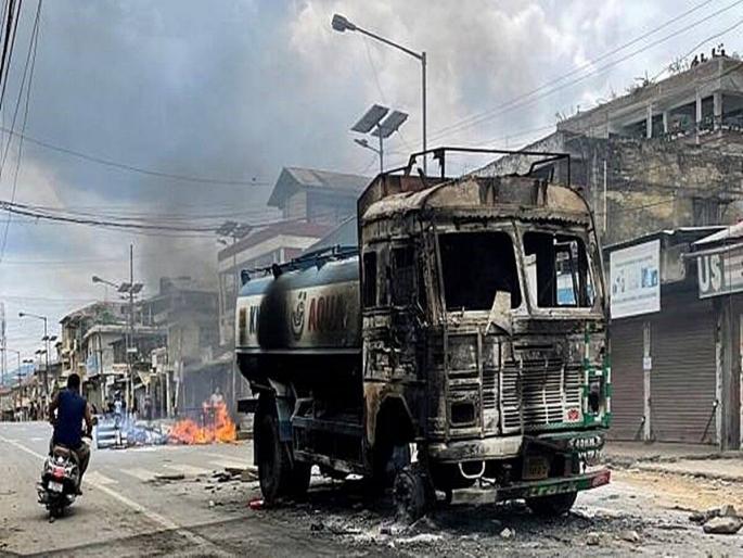 Manipur Violence: Security forces operation in Manipur since last 8 hours; 40 terrorists killed | अमित शहांच्या मणिपूर दौऱ्यापूर्वी सुरक्षा दलाची मोठी कारवाई; 40 बंडखोरांचा खात्मा Manipur Violence: Security forces operation in Manipur since last 8 hours; 40 terrorists killed | अमित शहांच्या मणिपूर दौऱ्यापूर्वी सुरक्षा दलाची मोठी कारवाई; 40 बंडखोरांचा खात्मा