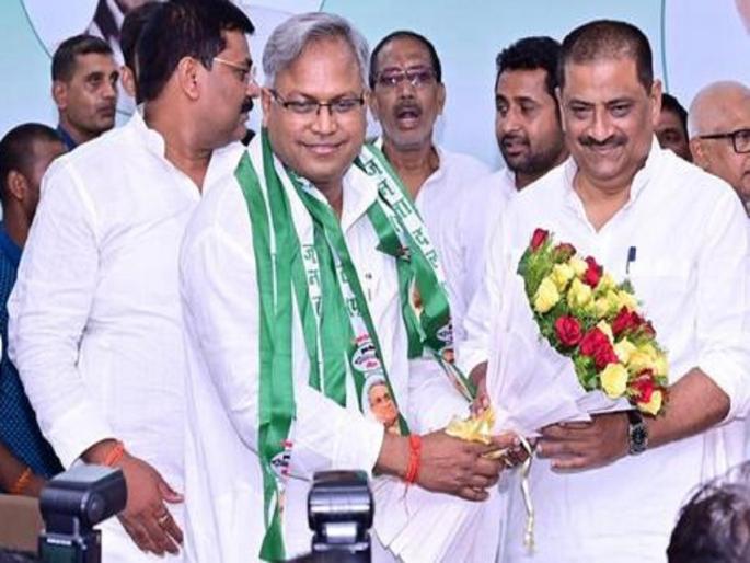 former ias manish verma appointed jdu general secretary has been an advisor to cm nitish kumar | जेडीयूमध्ये मनीष वर्मा यांना मोठी जबाबदारी, नितीश कुमारांनी बनवले पक्षाचे राष्ट्रीय सरचिटणीस former ias manish verma appointed jdu general secretary has been an advisor to cm nitish kumar | जेडीयूमध्ये मनीष वर्मा यांना मोठी जबाबदारी, नितीश कुमारांनी बनवले पक्षाचे राष्ट्रीय सरचिटणीस