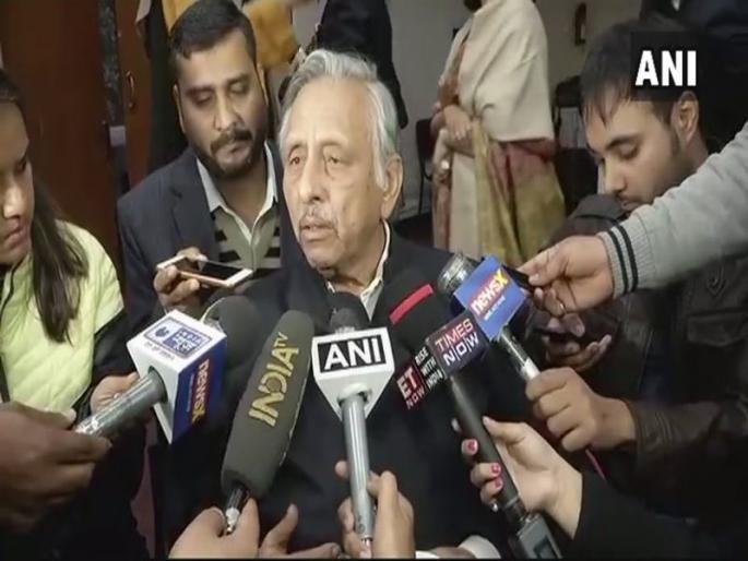 Mani Shankar Aiyar had apologize over remark on Narendra Modi | मणिशंकर अय्यर यांच्यावर काही तासातच माफी मागण्याची नामुष्की, नरेंद्र मोदींचा 'नीच' म्हणून केला होता उल्लेख Mani Shankar Aiyar had apologize over remark on Narendra Modi | मणिशंकर अय्यर यांच्यावर काही तासातच माफी मागण्याची नामुष्की, नरेंद्र मोदींचा 'नीच' म्हणून केला होता उल्लेख