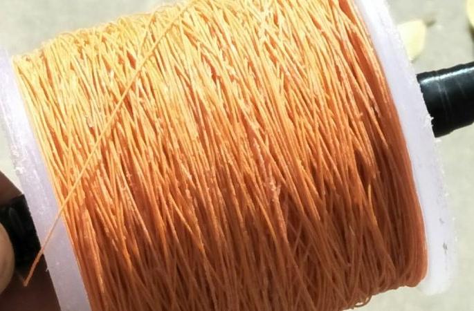 Man injured by kite thread at Akola | पतंगाच्या मांज्यामुळे गळा कापून दुचाकीस्वार जखमी!