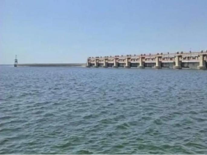 Manjra Dam at 94 percent; Dissolution can happen at any moment | मांजरा धरणातील पाणीसाठी ९४ टक्क्यांवर; बीड, लातूरसह उस्मानाबादकरांना दिलासा Manjra Dam at 94 percent; Dissolution can happen at any moment | मांजरा धरणातील पाणीसाठी ९४ टक्क्यांवर; बीड, लातूरसह उस्मानाबादकरांना दिलासा