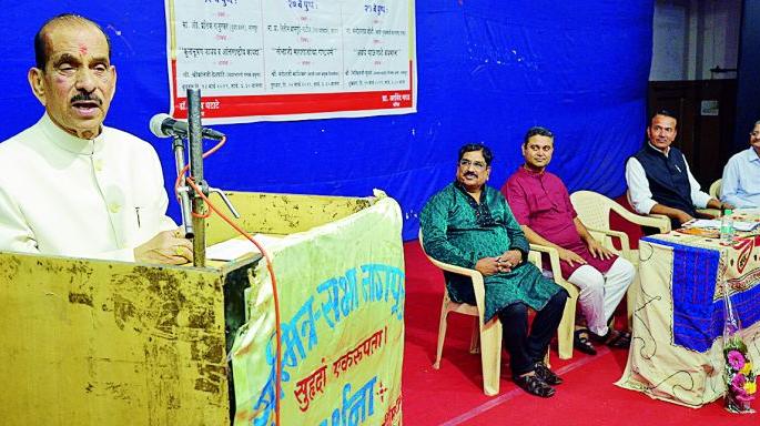 Sharad Pawar is very mysterious heart | शरद पवार फार गूढ अंतकरणाचे Sharad Pawar is very mysterious heart | शरद पवार फार गूढ अंतकरणाचे