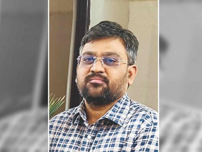 Latur Municipal Commissioner Babasaheb Manohare shot himself in the head; condition stable, treatment underway | धक्कादायक! लातूर महापालिका आयुक्तांनी स्वत:च्याच डोक्यात गोळी झाडली; उपचार सुरू Latur Municipal Commissioner Babasaheb Manohare shot himself in the head; condition stable, treatment underway | धक्कादायक! लातूर महापालिका आयुक्तांनी स्वत:च्याच डोक्यात गोळी झाडली; उपचार सुरू