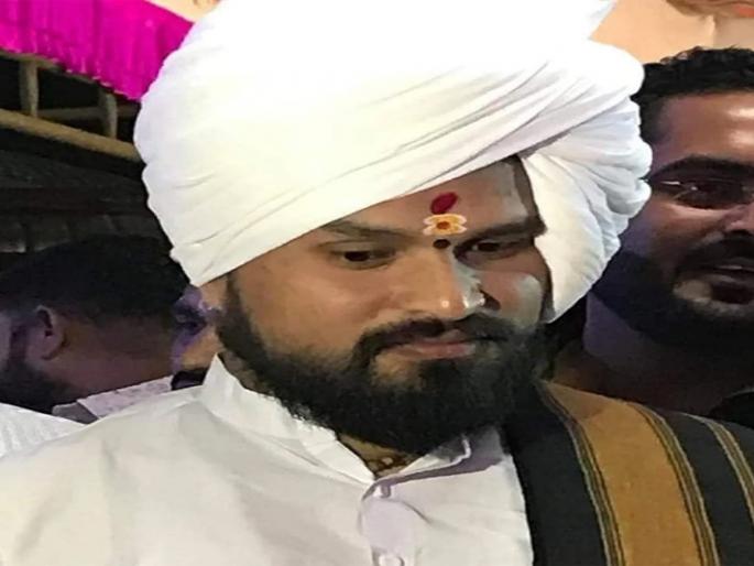 Big news; Finally, Manohar Mama's game is over .. There are smiles in Satara! | मोठी बातमी; अखेर मनोहर मामाचा खेळ खल्लास.. साताऱ्यात मुसक्या आवळल्या ! Big news; Finally, Manohar Mama's game is over .. There are smiles in Satara! | मोठी बातमी; अखेर मनोहर मामाचा खेळ खल्लास.. साताऱ्यात मुसक्या आवळल्या !