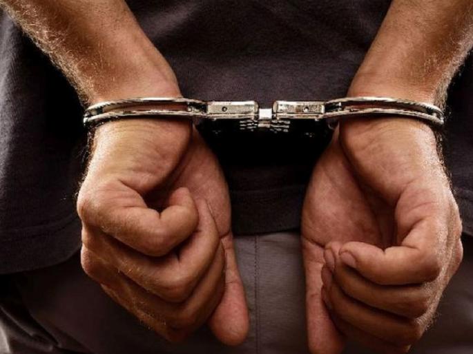 in mumbai about 1 crore gold seized at mumbai airport a passenger who came to mumbai from dubai was arrested | मुंबई विमानतळावर पकडले १ कोटींचे सोने; दुबईतून मुंबईत आलेल्या प्रवाशाला अटक in mumbai about 1 crore gold seized at mumbai airport a passenger who came to mumbai from dubai was arrested | मुंबई विमानतळावर पकडले १ कोटींचे सोने; दुबईतून मुंबईत आलेल्या प्रवाशाला अटक