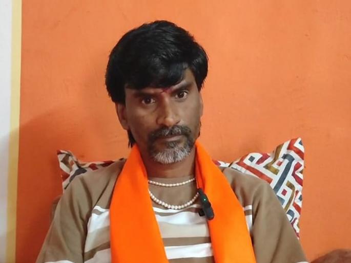'Fadnavis should put Bhujbal in jail, he is destroying everyone!'; Manoj Jarange's attack | 'फडणवीसांनी भुजबळांना जेलमध्ये टाकावे, हा सर्वांचा नाश करतोय!'; मनोज जरांगेंचा हल्लाबोल 'Fadnavis should put Bhujbal in jail, he is destroying everyone!'; Manoj Jarange's attack | 'फडणवीसांनी भुजबळांना जेलमध्ये टाकावे, हा सर्वांचा नाश करतोय!'; मनोज जरांगेंचा हल्लाबोल