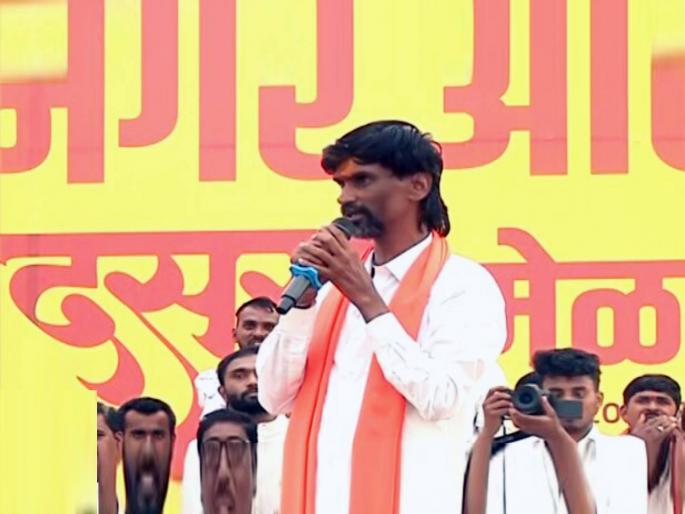 Maratha Reservation: After five months, Manoj Jarange Patil at home | पाच महिन्यांनंतर मनोज जरांगे पाटील घरी Maratha Reservation: After five months, Manoj Jarange Patil at home | पाच महिन्यांनंतर मनोज जरांगे पाटील घरी