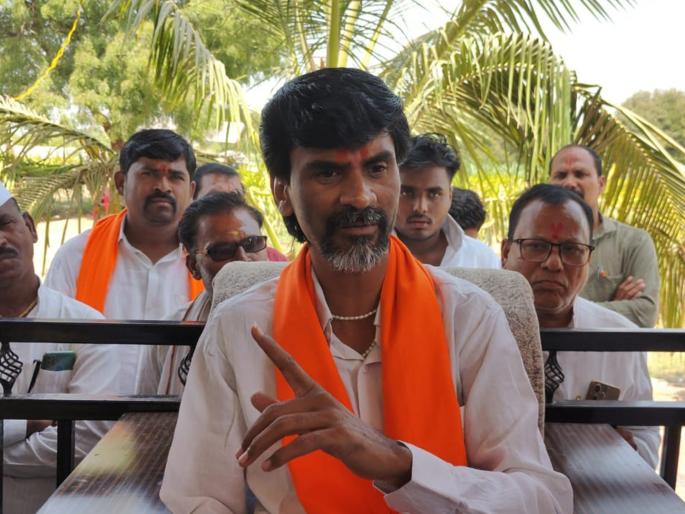 Everyone should go to Massajog for the hunger strike, stay with the Deshmukh family; Manoj Jarange's appeal | उपोषणासाठी सर्वांनी मस्साजोगकडे जायचं, देशमुख कुटुंबियांच्या पाठीशी रहा; मनोज जरांगे Everyone should go to Massajog for the hunger strike, stay with the Deshmukh family; Manoj Jarange's appeal | उपोषणासाठी सर्वांनी मस्साजोगकडे जायचं, देशमुख कुटुंबियांच्या पाठीशी रहा; मनोज जरांगे