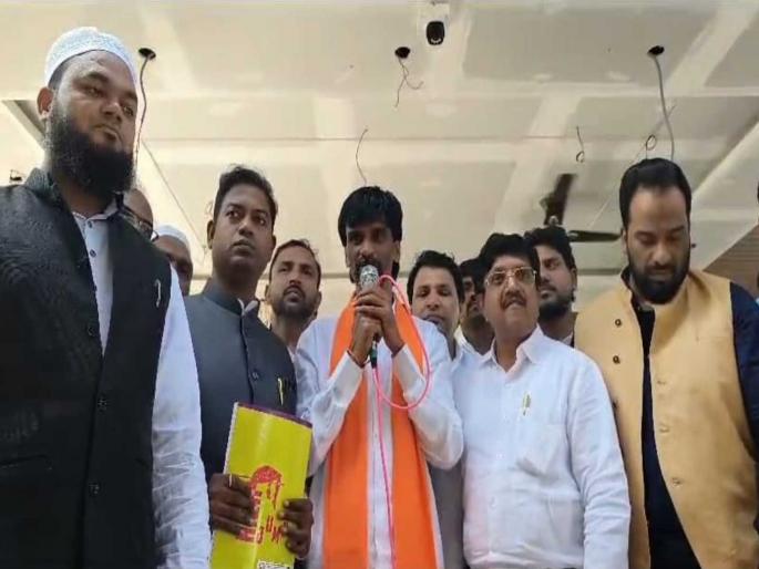 Maratha leader Manoj Jarange Patil appealed to all the candidates to come to Antarwali Sarati on Sunday | मराठा उमेदवारांबाबत रविवारी होणार निर्णय; अंतरवली सराटीत येण्याचे मनोज जरांगेंचे आवाहन Maratha leader Manoj Jarange Patil appealed to all the candidates to come to Antarwali Sarati on Sunday | मराठा उमेदवारांबाबत रविवारी होणार निर्णय; अंतरवली सराटीत येण्याचे मनोज जरांगेंचे आवाहन