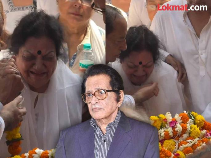 Wife Shashi Goswami cries while giving her last goodbye to Manoj Kumar, you will be emotional after watching the video | Manoj Kumar : मनोज कुमार यांना अखेरचा निरोप देताना ढसाढसा रडल्या पत्नी शशी गोस्वामी, व्हिडीओ पाहून व्हाल भावुक