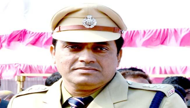 First I became a teacher, then an officer | Teachers Day; पहिली नोकरी शिक्षकाची, नंतर अधिकारी झालो First I became a teacher, then an officer | Teachers Day; पहिली नोकरी शिक्षकाची, नंतर अधिकारी झालो