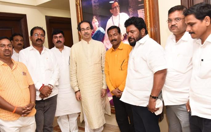 Ramesh Kadam on bail .. Mane and where still on gas; Homecoming fights .. Sawant-shewals struggling to cram | रमेश कदम जामिनावर.. माने अन् कोठे अद्याप गॅसवर; घरवापसी म्हेत्रेंची.. करमाळ्यात झुंज सावंत-शेवाळेंची ! Ramesh Kadam on bail .. Mane and where still on gas; Homecoming fights .. Sawant-shewals struggling to cram | रमेश कदम जामिनावर.. माने अन् कोठे अद्याप गॅसवर; घरवापसी म्हेत्रेंची.. करमाळ्यात झुंज सावंत-शेवाळेंची !