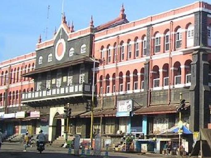 Kolhapur Municipal Corporation officials signed the bills worth Rs 85 lakhs claims contractor Shriprasad Varale | Kolhapur: ८५ लाखांच्या बिलांवरील सह्या महापालिका अधिकाऱ्यांच्याच, ठेकेदार श्रीप्रसाद वराळे यांचा दावा  Kolhapur Municipal Corporation officials signed the bills worth Rs 85 lakhs claims contractor Shriprasad Varale | Kolhapur: ८५ लाखांच्या बिलांवरील सह्या महापालिका अधिकाऱ्यांच्याच, ठेकेदार श्रीप्रसाद वराळे यांचा दावा