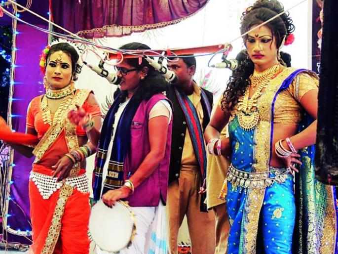 Mandai, marathi folk-drama and beauty of male dancer | मंडई, खडी गंमत आणि नाच्यांचे सौंदर्य