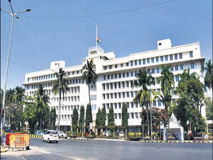 Ten applications to each minister Rushing to go to the minister instead of staying at the original job | मंत्रालयात उसनवारीचा धुडगूस: एकेका मंत्र्यांकडे दहा-दहा अर्ज; मूळ कामावर न राहता मंत्र्यांकडे जाण्याची घाई Ten applications to each minister Rushing to go to the minister instead of staying at the original job | मंत्रालयात उसनवारीचा धुडगूस: एकेका मंत्र्यांकडे दहा-दहा अर्ज; मूळ कामावर न राहता मंत्र्यांकडे जाण्याची घाई
