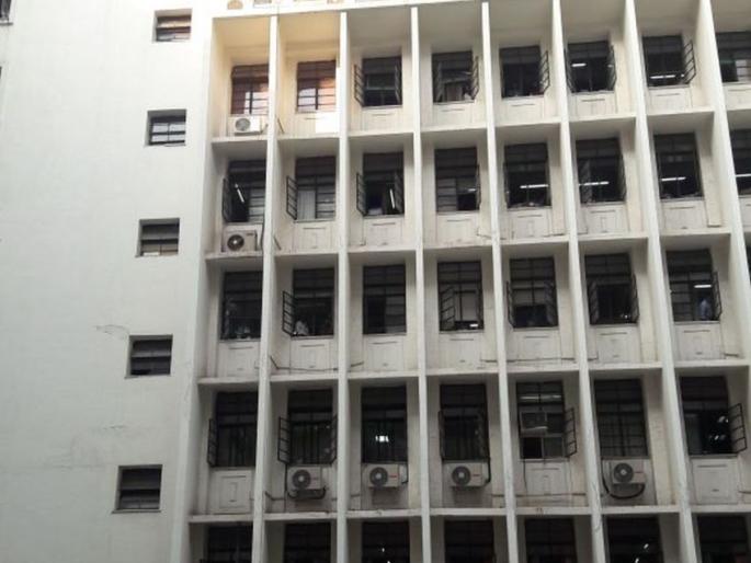 Disciplinary Commissioner to implement Commissioner | आयुक्त लावणार जिल्हाधिकारी कार्यालयाला शिस्त Disciplinary Commissioner to implement Commissioner | आयुक्त लावणार जिल्हाधिकारी कार्यालयाला शिस्त